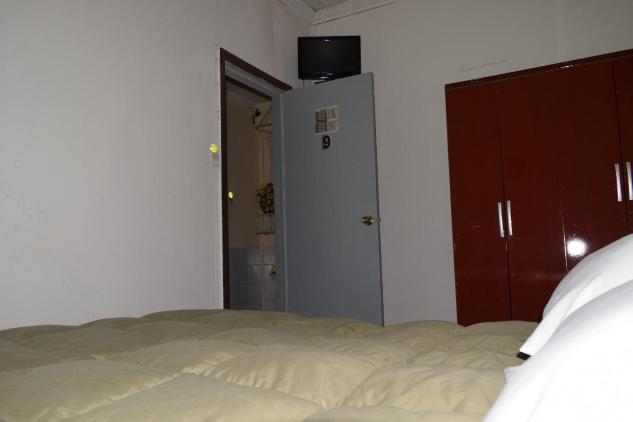 بونتا أريناس Hostal Torres Del Paine المظهر الخارجي الصورة